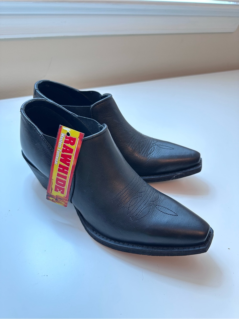 Abilene Women’s size 6.5 Black Leather Western Slip-On Booties